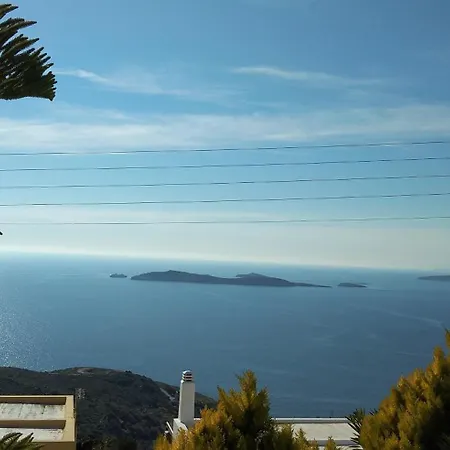 Vakantiehuis νησώκατοικία με εκπληκτική θέα/ ηλιοβασίλεμα. Mpatsi