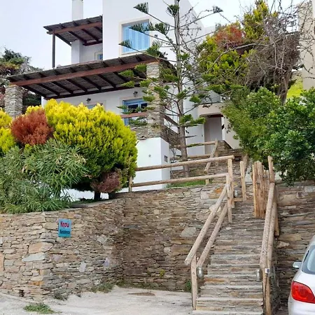 νησώκατοικία με εκπληκτική θέα/ ηλιοβασίλεμα. *