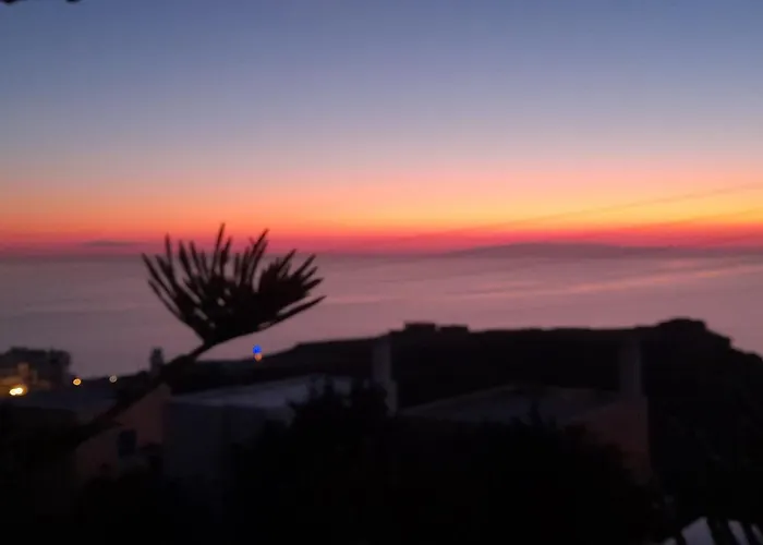 Сasa de vacaciones νησώκατοικία με εκπληκτική θέα/ ηλιοβασίλεμα. Batsi