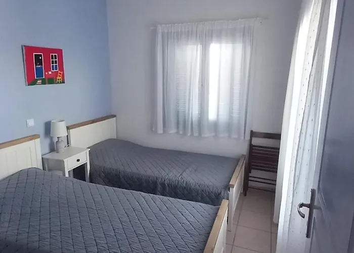 νησώκατοικία με εκπληκτική θέα/ ηλιοβασίλεμα. * Batsi