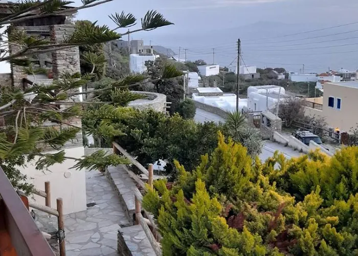 νησώκατοικία με εκπληκτική θέα/ ηλιοβασίλεμα.