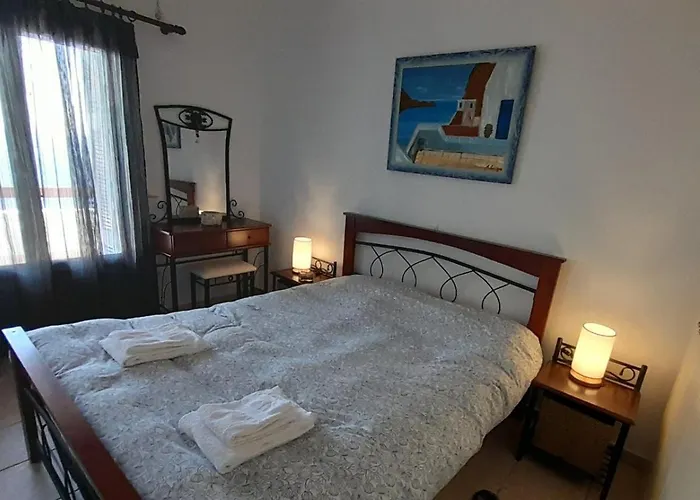 νησώκατοικία με εκπληκτική θέα/ ηλιοβασίλεμα.