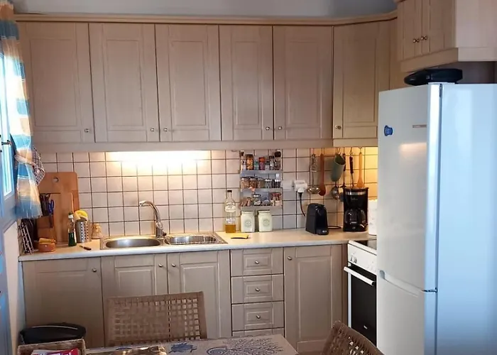 νησώκατοικία με εκπληκτική θέα/ ηλιοβασίλεμα. Μπατσί