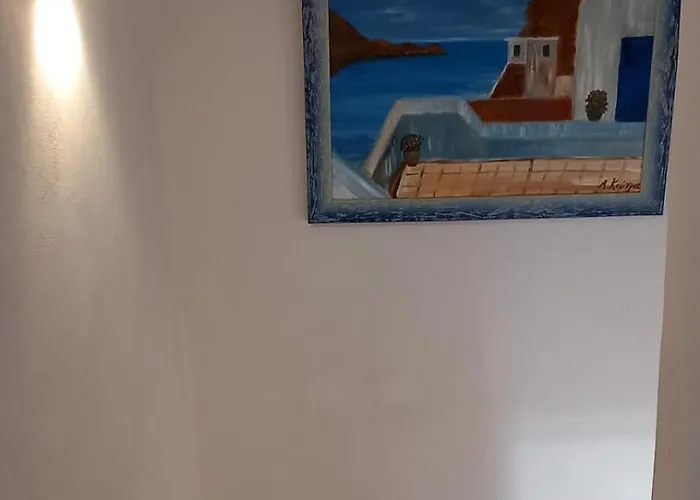 νησώκατοικία με εκπληκτική θέα/ ηλιοβασίλεμα. Μπατσί