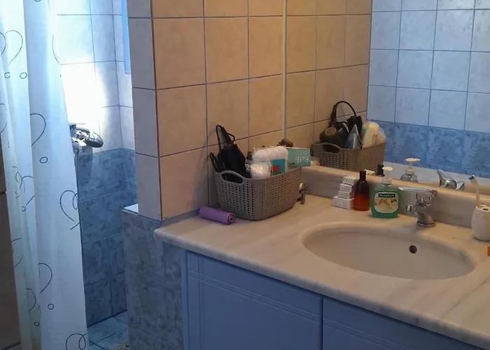 Σπίτι διακοπών νησώκατοικία με εκπληκτική θέα/ ηλιοβασίλεμα. *